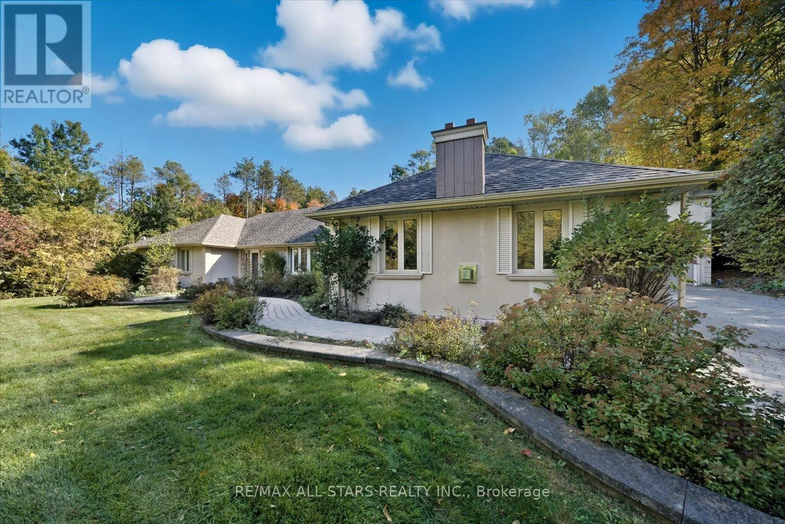 40 ALGONQUIN FOREST DRIVE