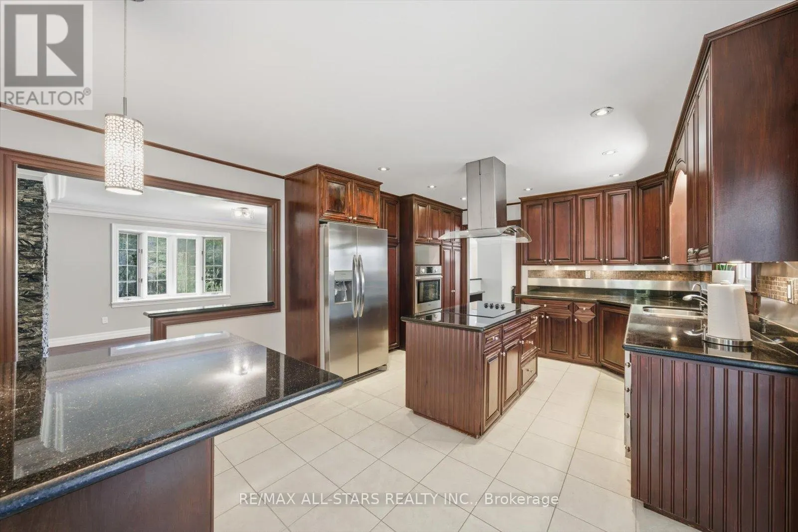 40 ALGONQUIN FOREST DRIVE