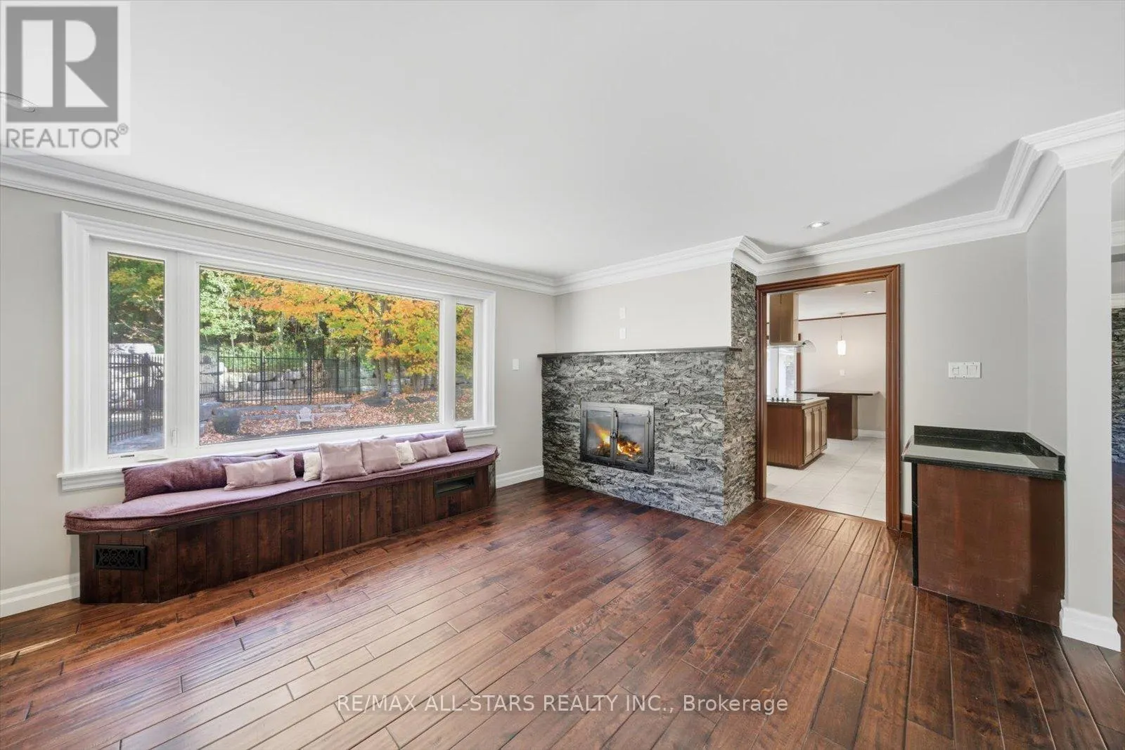 40 ALGONQUIN FOREST DRIVE