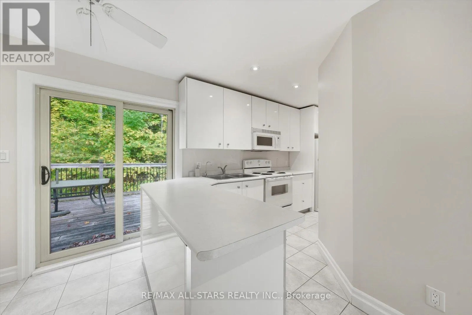 40 ALGONQUIN FOREST DRIVE