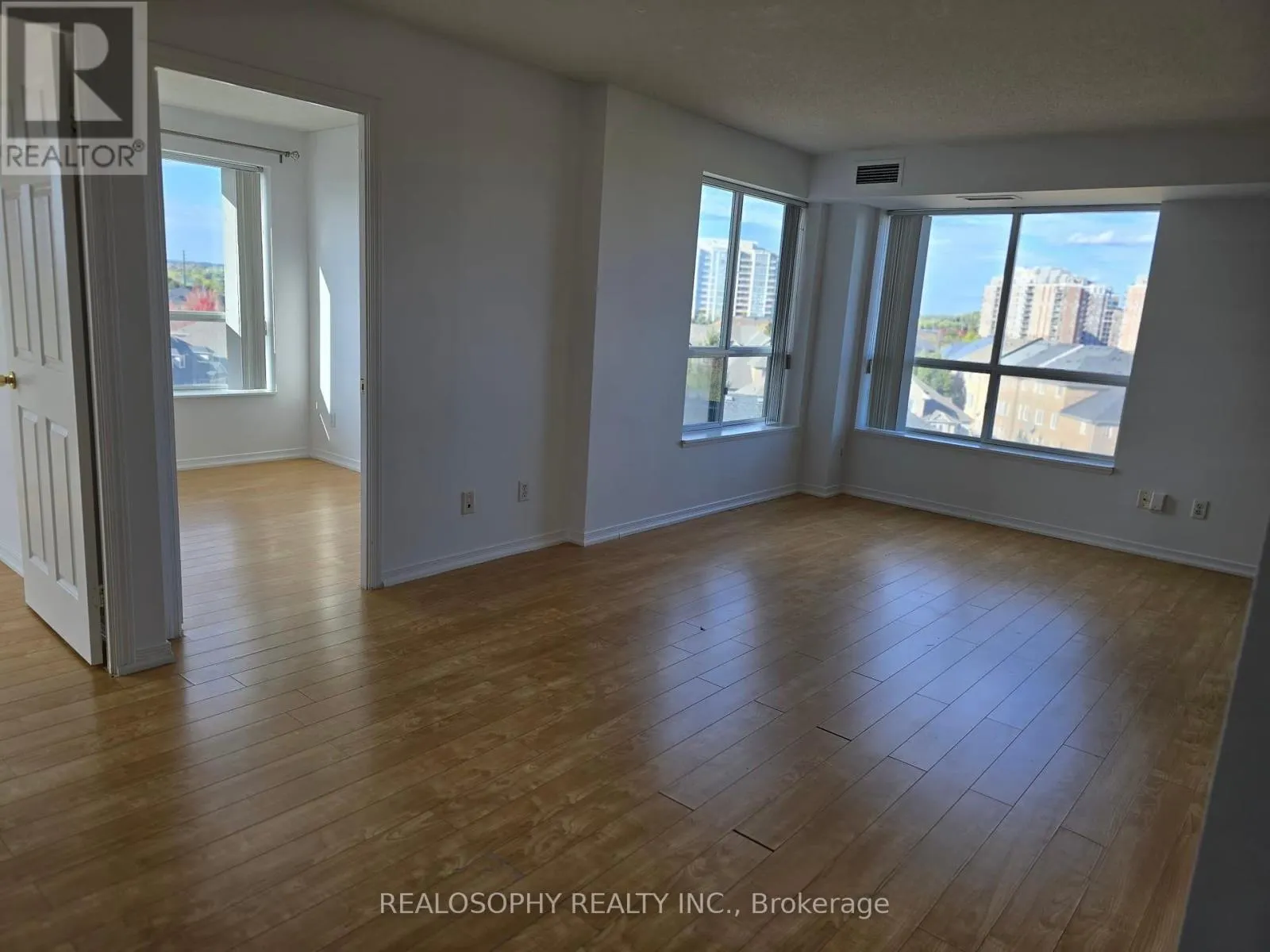 520 - 3 ELLESMERE STREET