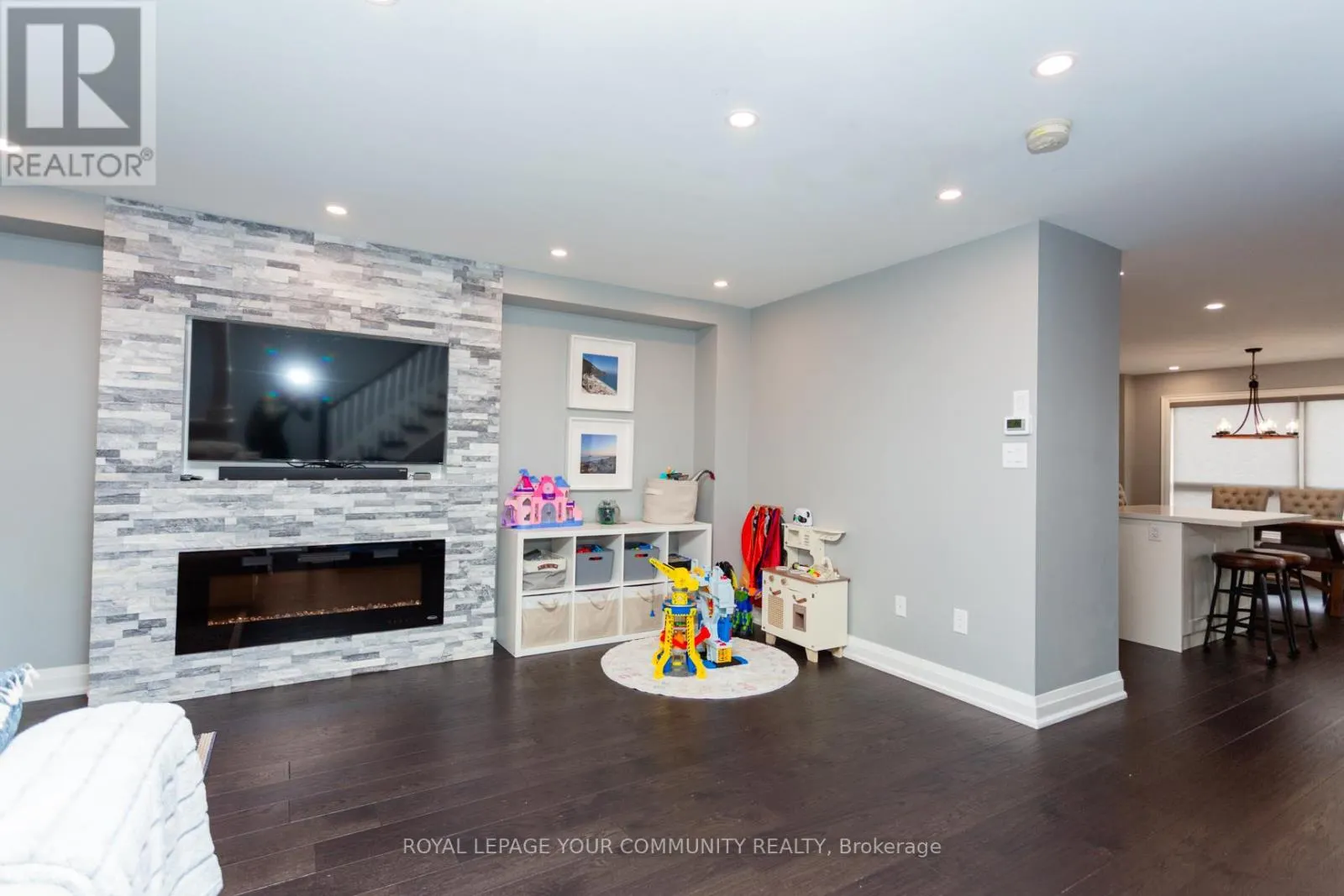 291 VIA CARMINE AVENUE