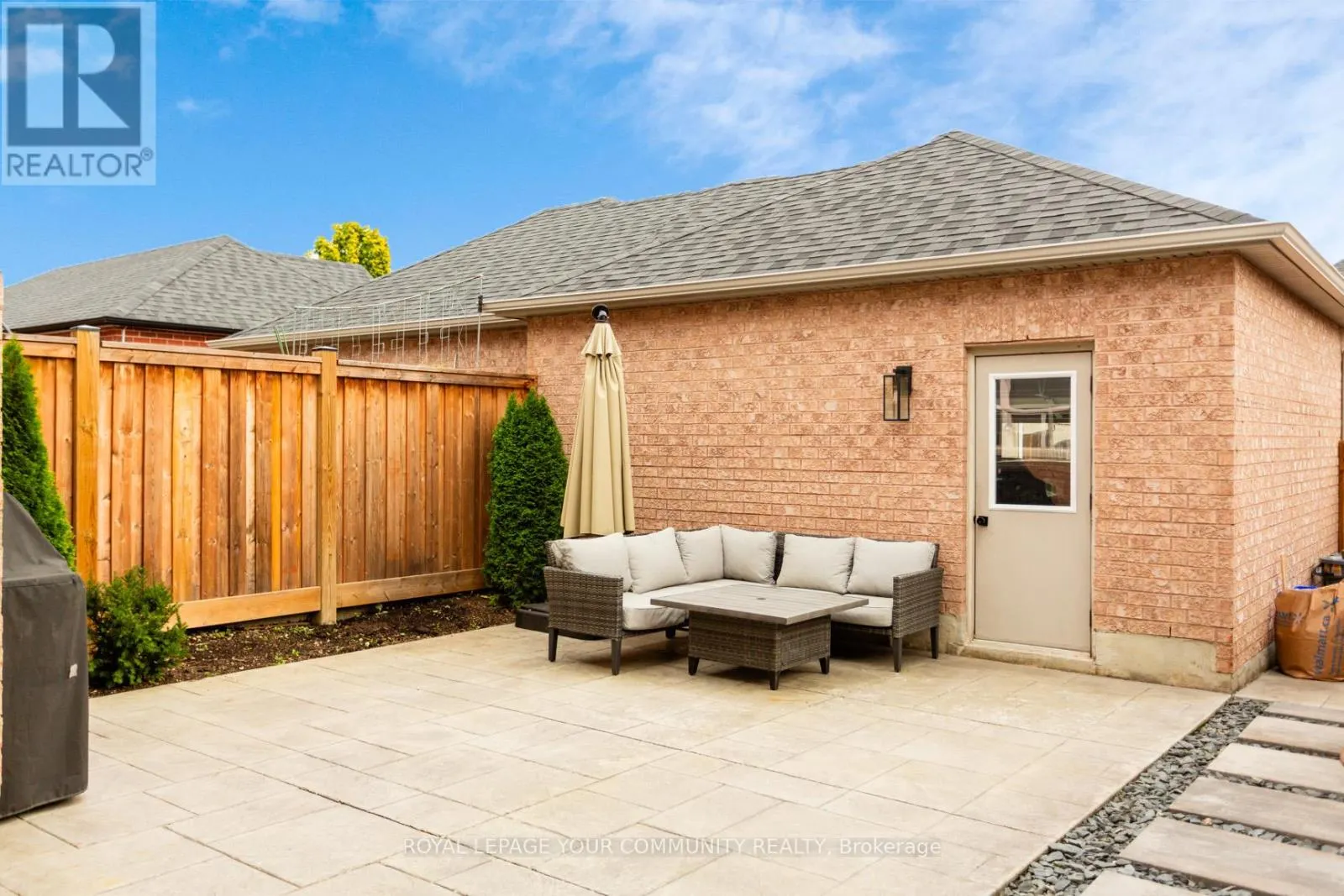 291 VIA CARMINE AVENUE