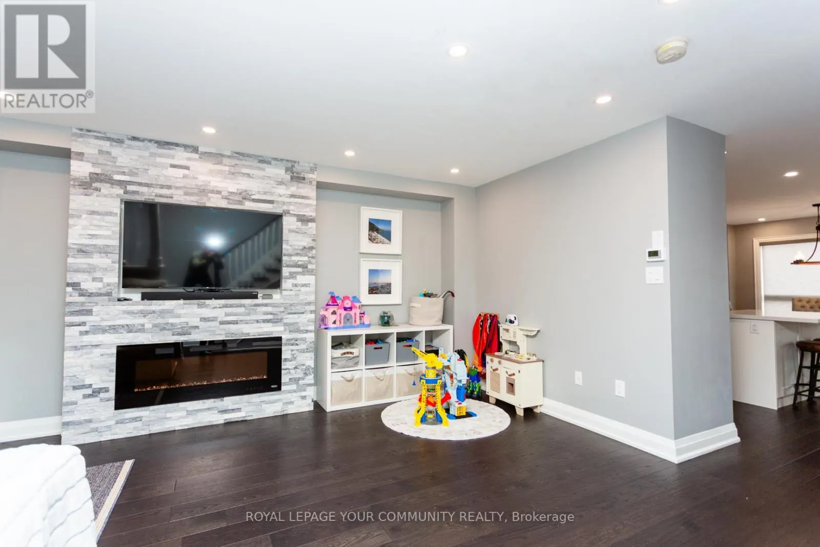 291 VIA CARMINE AVENUE