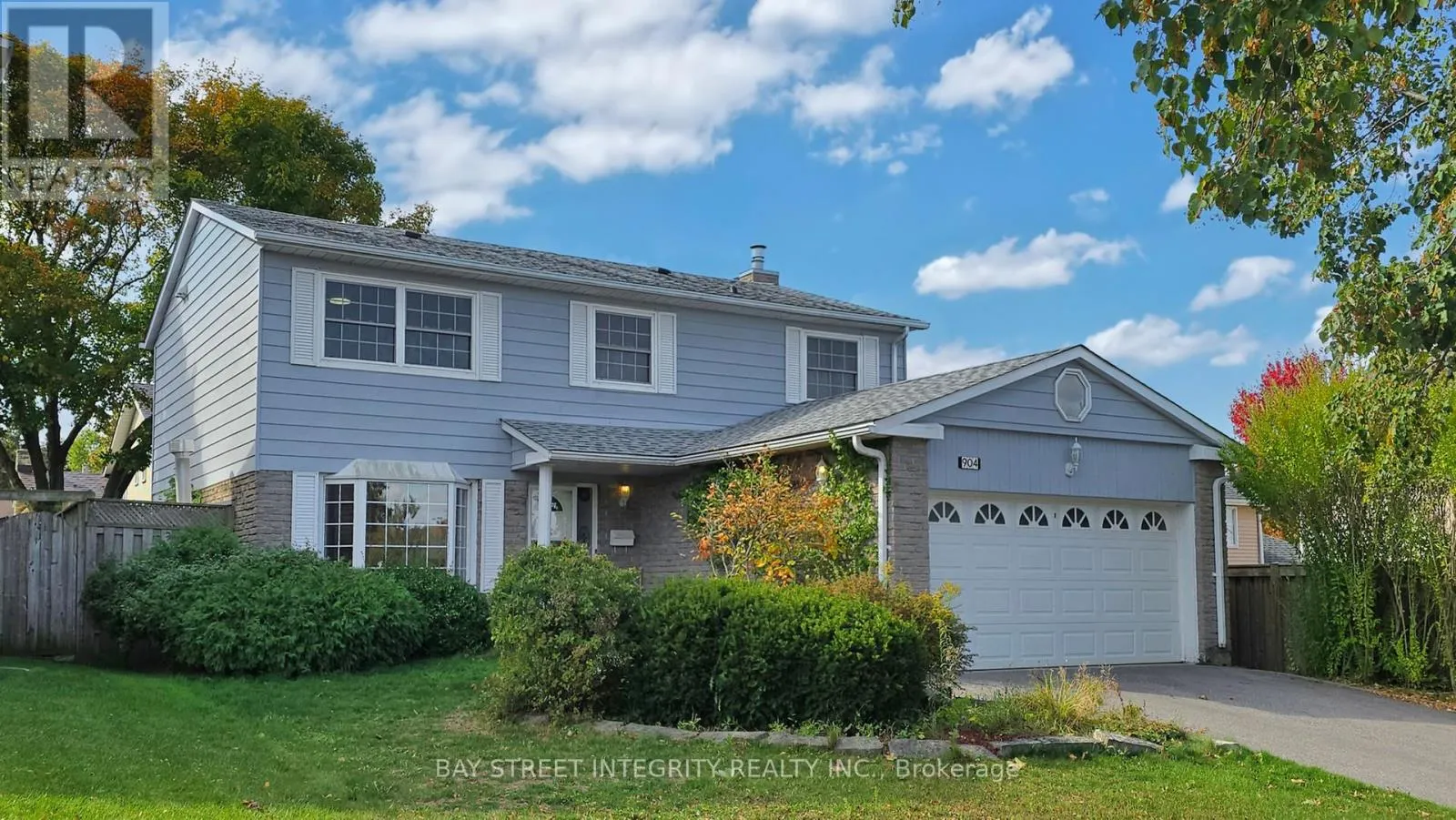 904 WAYNE DRIVE