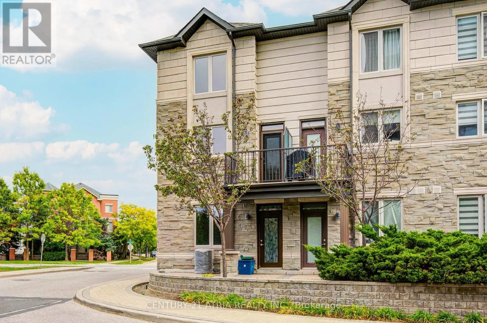 215 SOUTH PARK ROAD