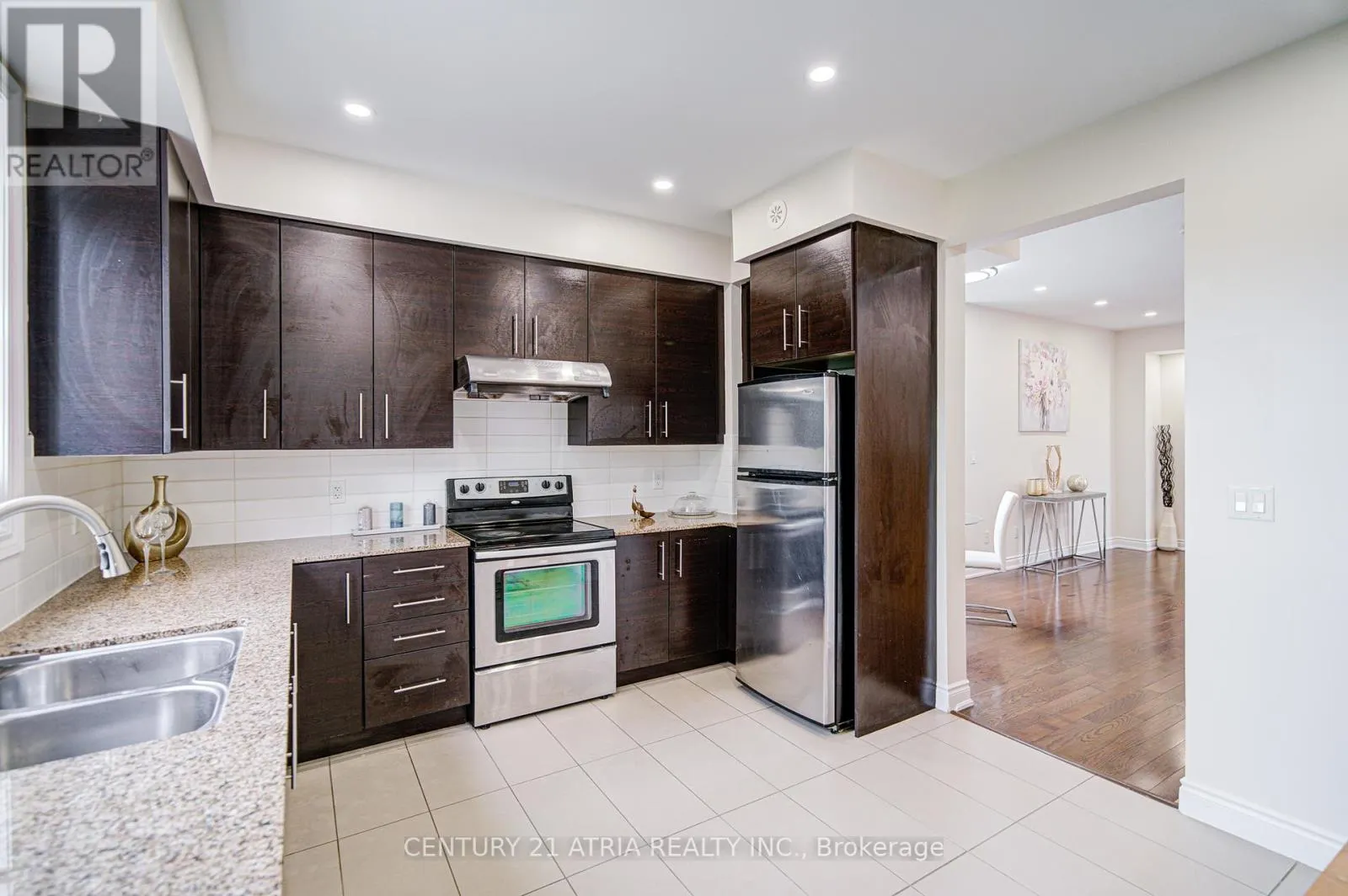 215 SOUTH PARK ROAD