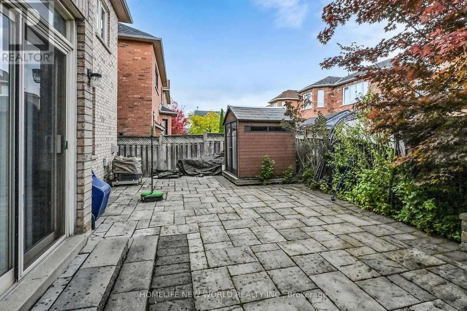 74 SAINT JAMES AVENUE