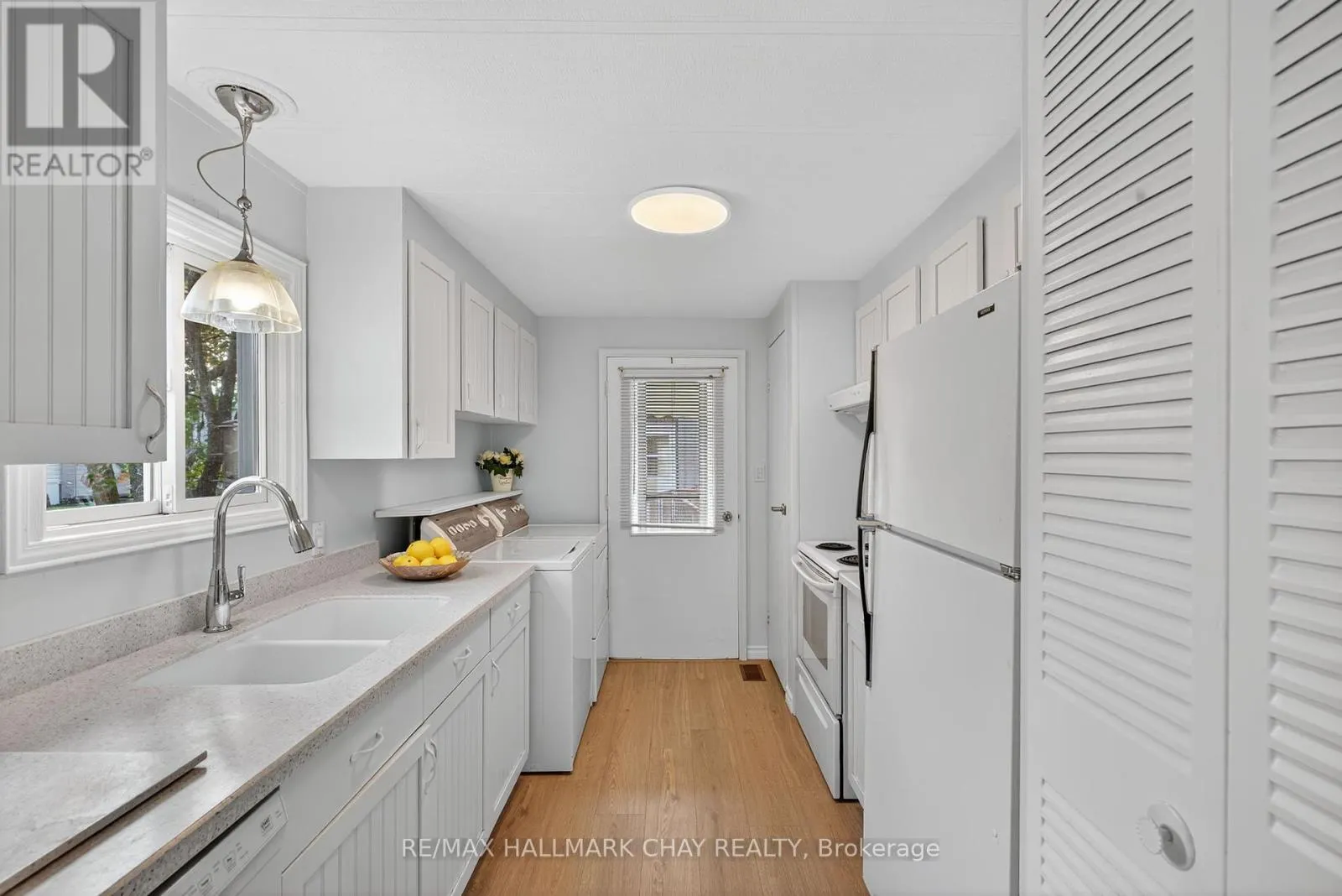 3 LINDEN LANE