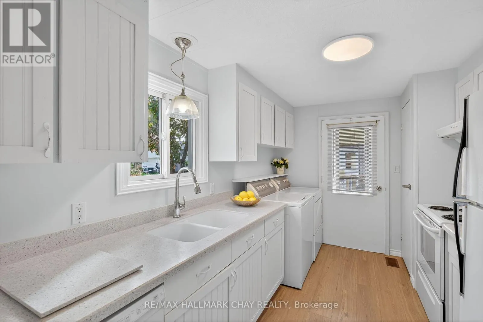 3 LINDEN LANE