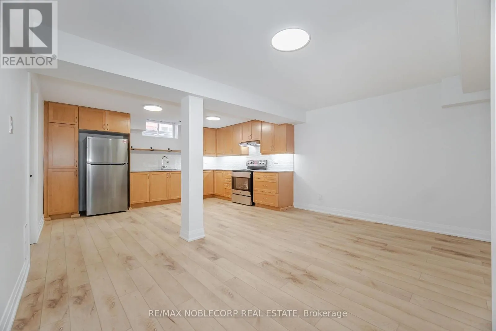 LOWER - 131 DUNSTAN CRESCENT