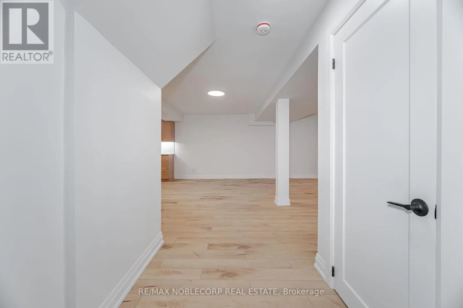 LOWER - 131 DUNSTAN CRESCENT