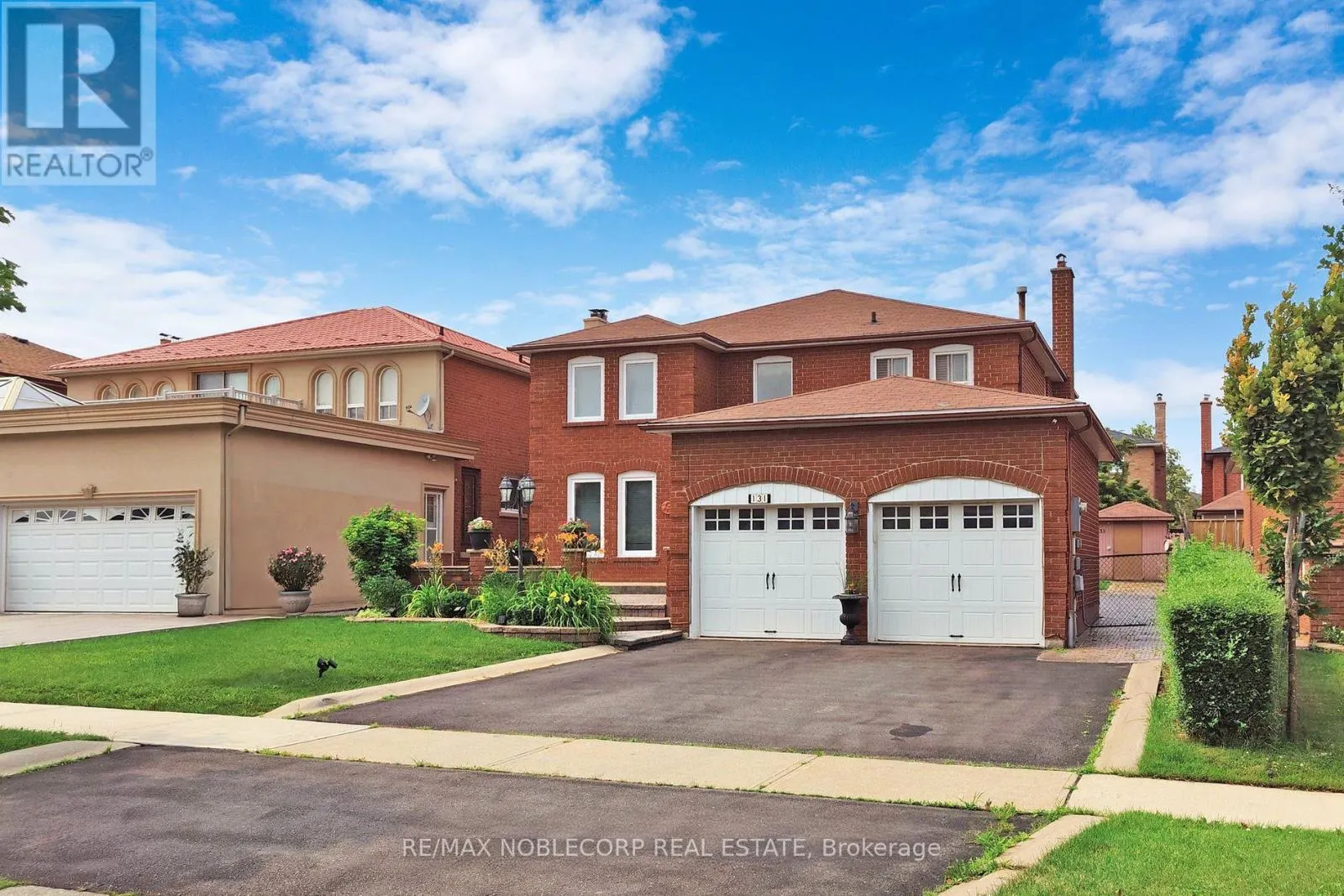 LOWER - 131 DUNSTAN CRESCENT