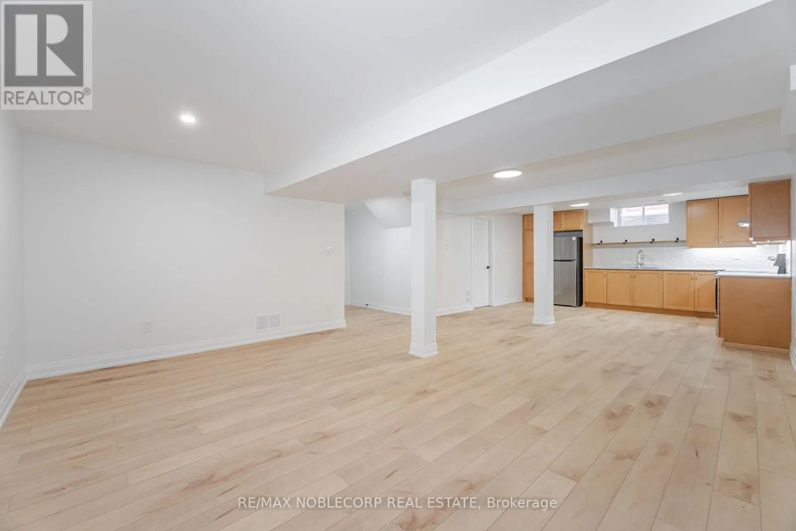 LOWER - 131 DUNSTAN CRESCENT