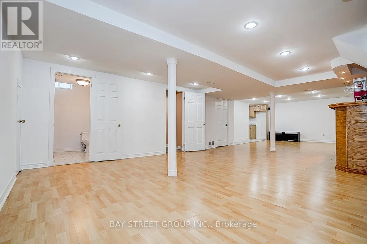 8 MUSTER COURT