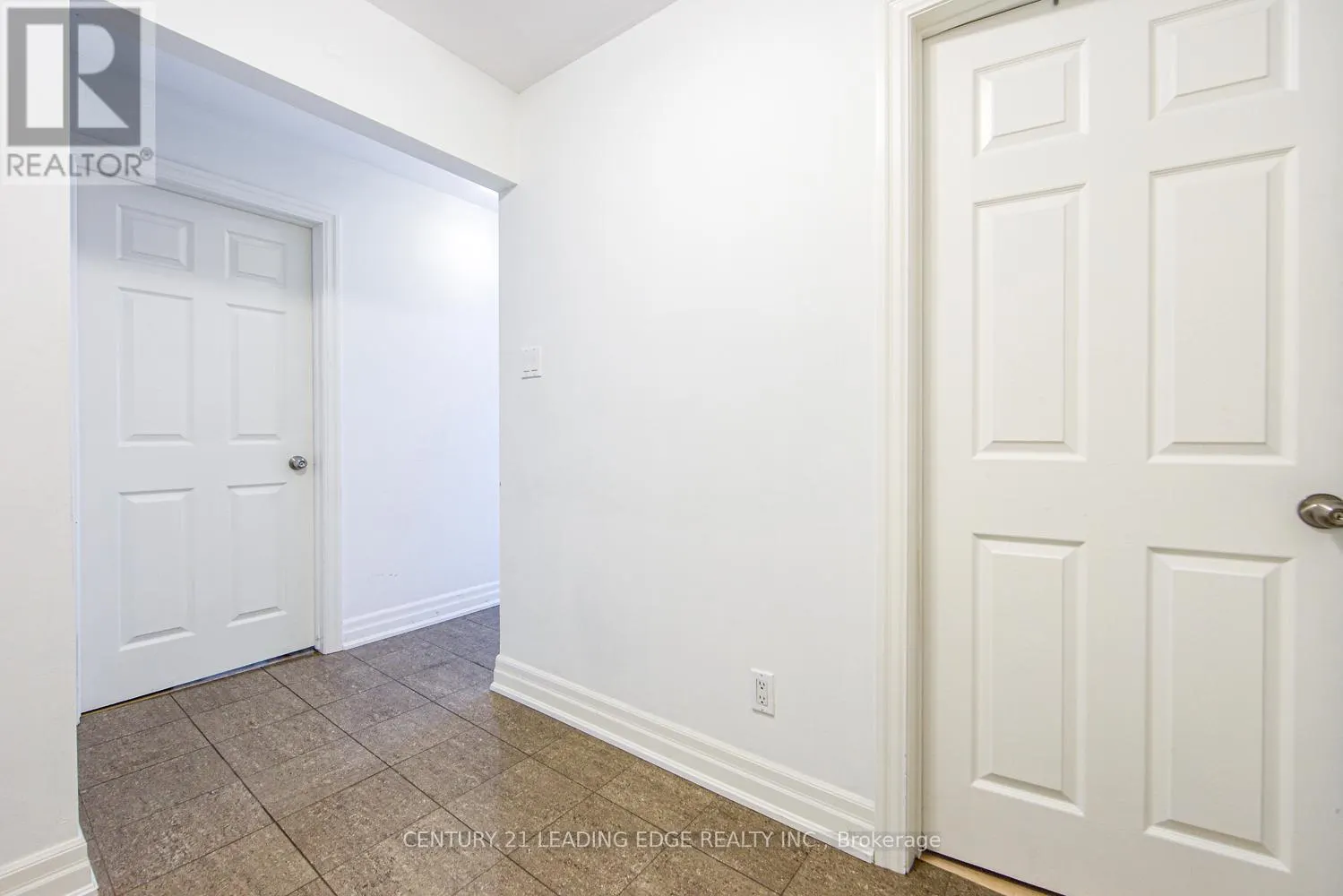 WALKOUT BASEMENT - 45 WALES AVENUE