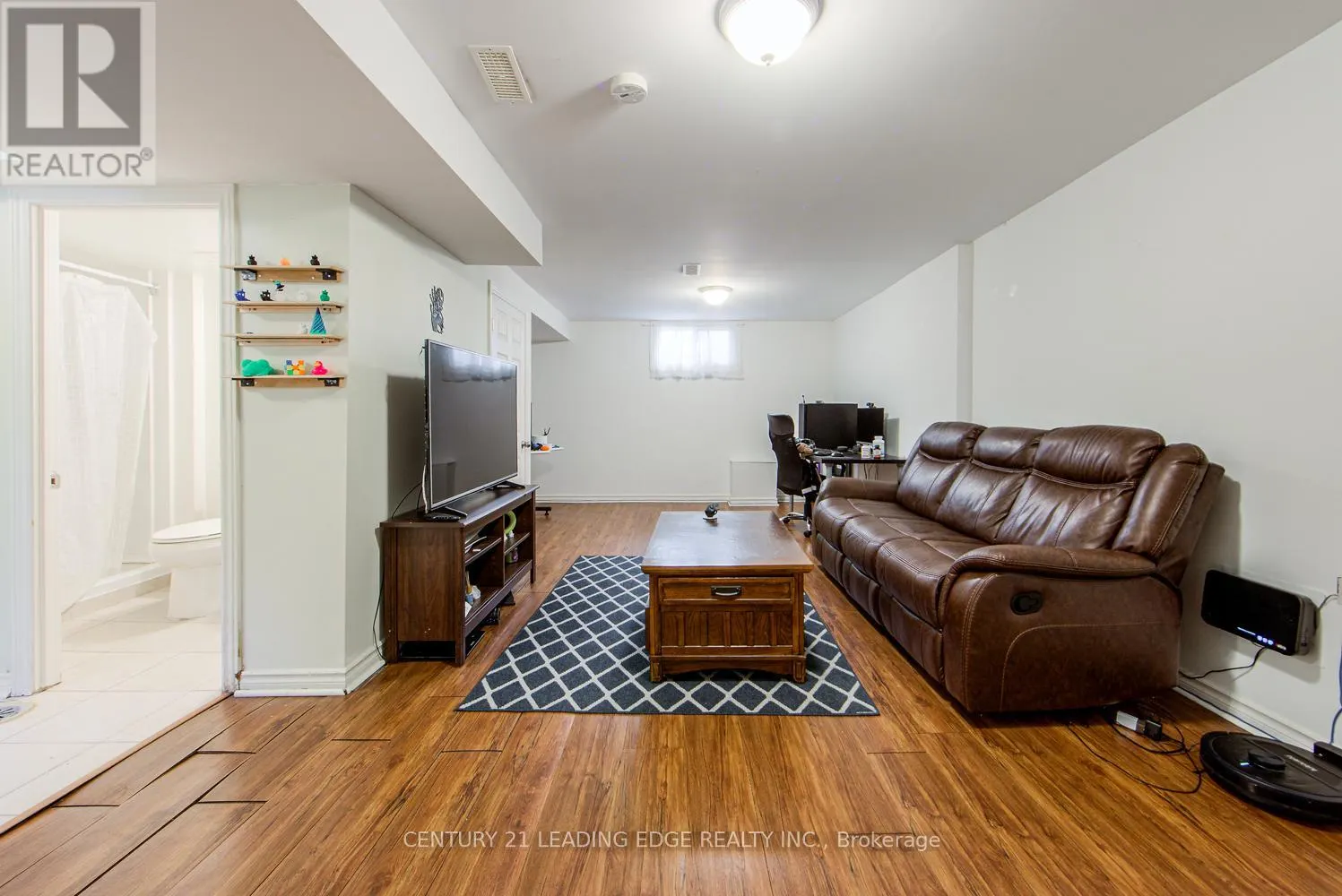 WALKOUT BASEMENT - 45 WALES AVENUE