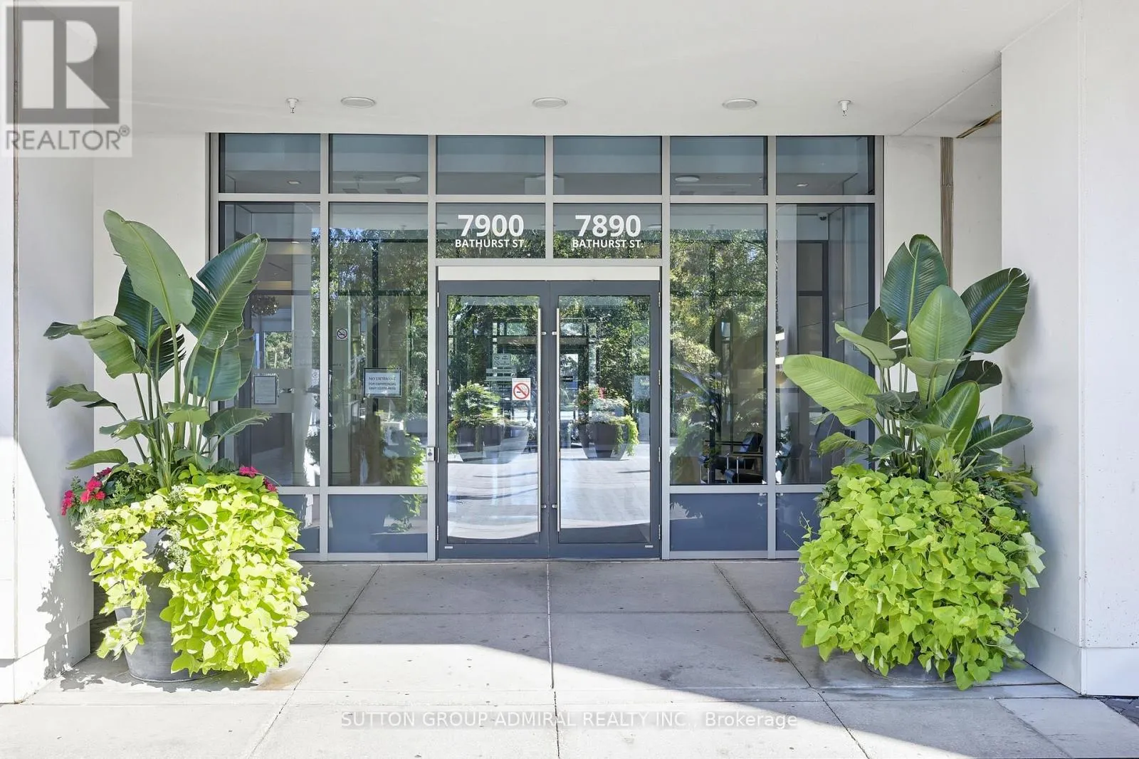 1610 - 7890 BATHURST STREET
