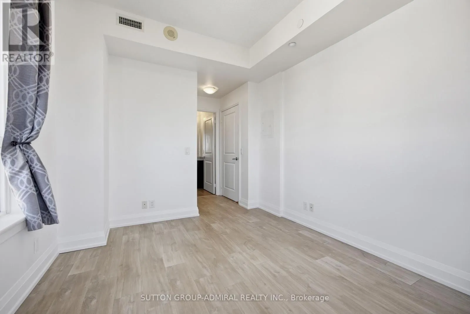 1610 - 7890 BATHURST STREET