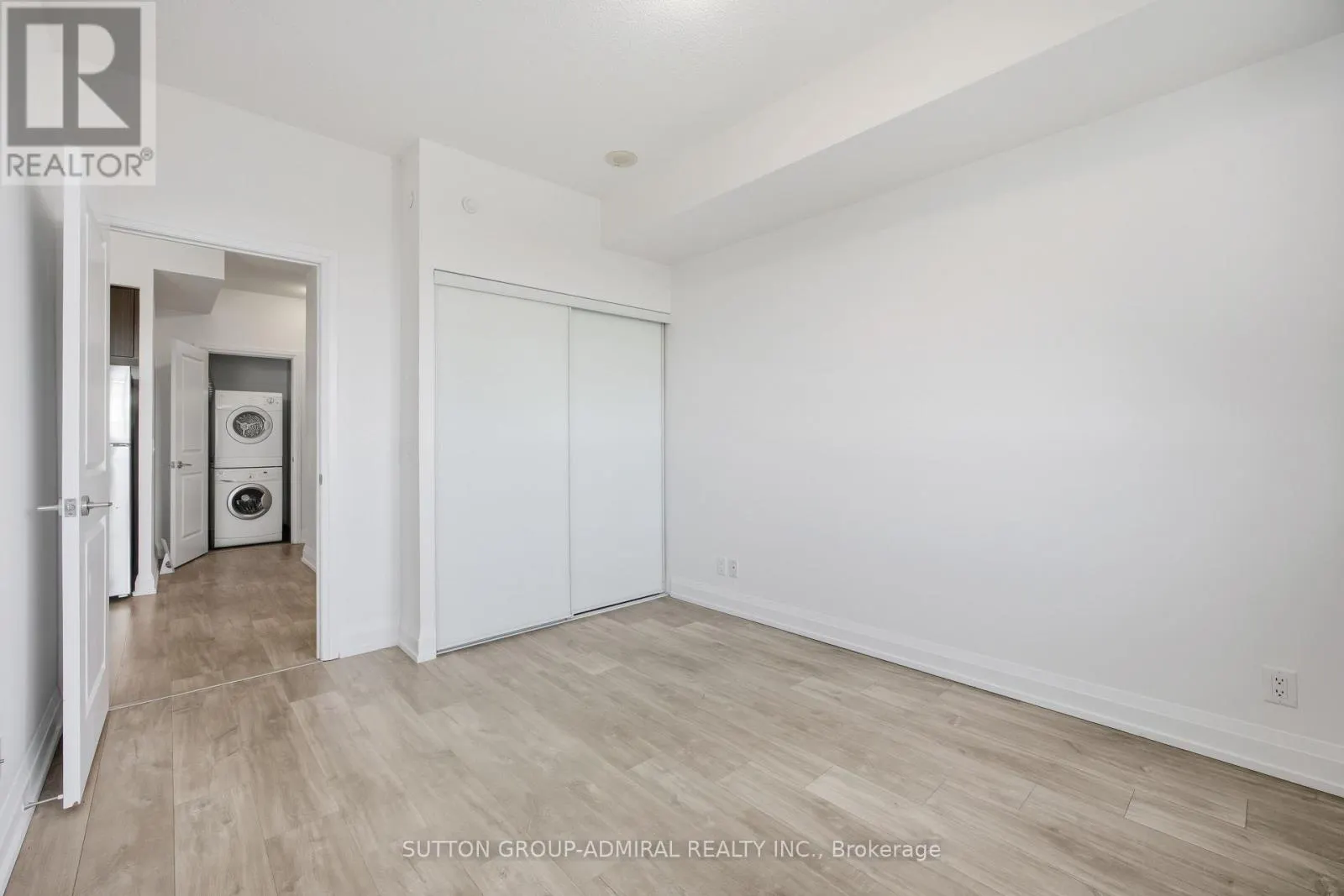 1610 - 7890 BATHURST STREET