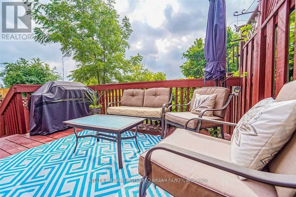 75 WILLIAM CURTIS CIRCLE