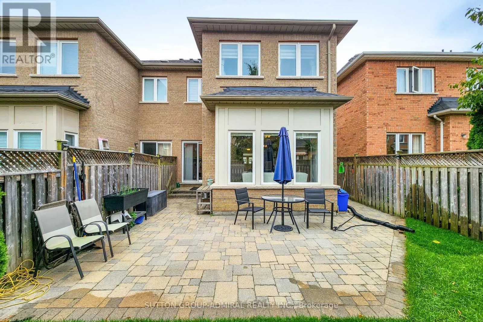 86 AUTUMN HILL BOULEVARD