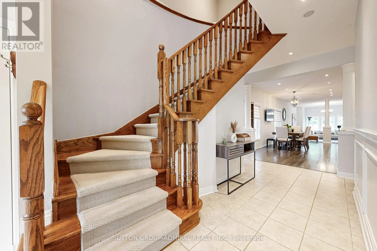 86 AUTUMN HILL BOULEVARD
