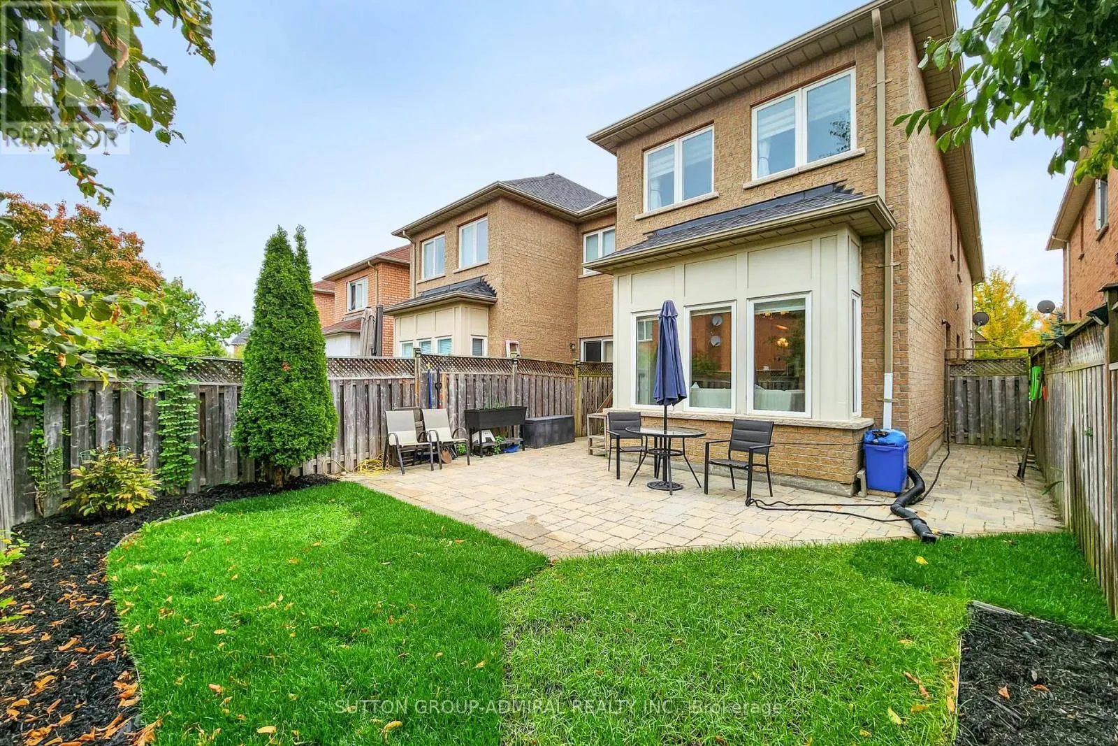 86 AUTUMN HILL BOULEVARD
