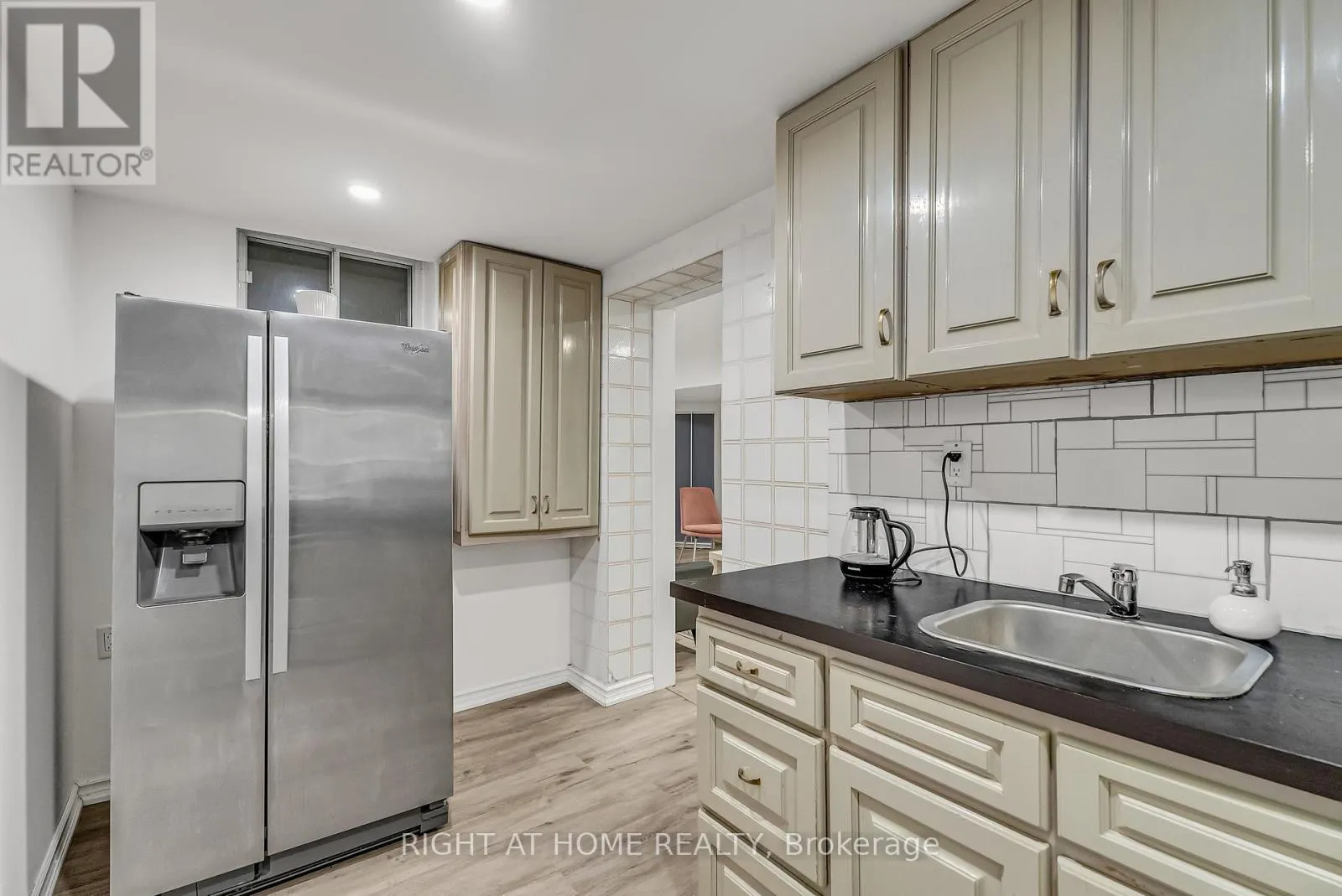 373 FIRGLEN RIDGE