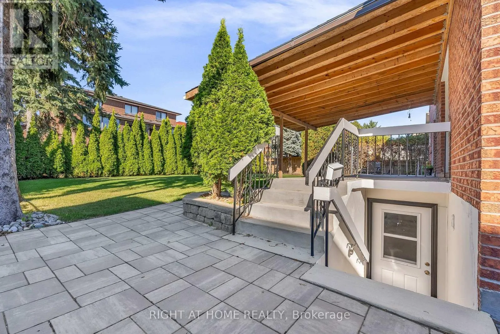 373 FIRGLEN RIDGE