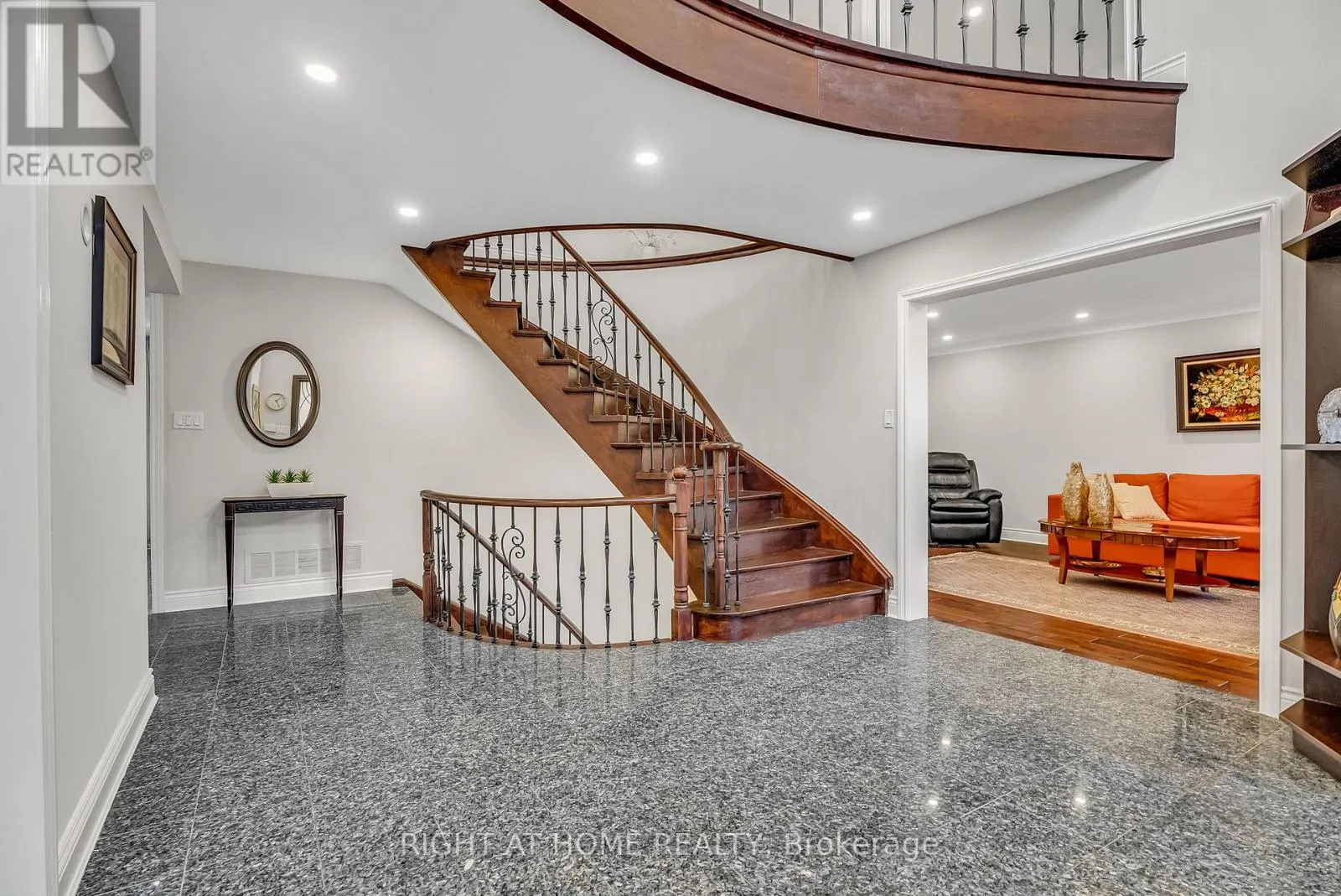 373 FIRGLEN RIDGE