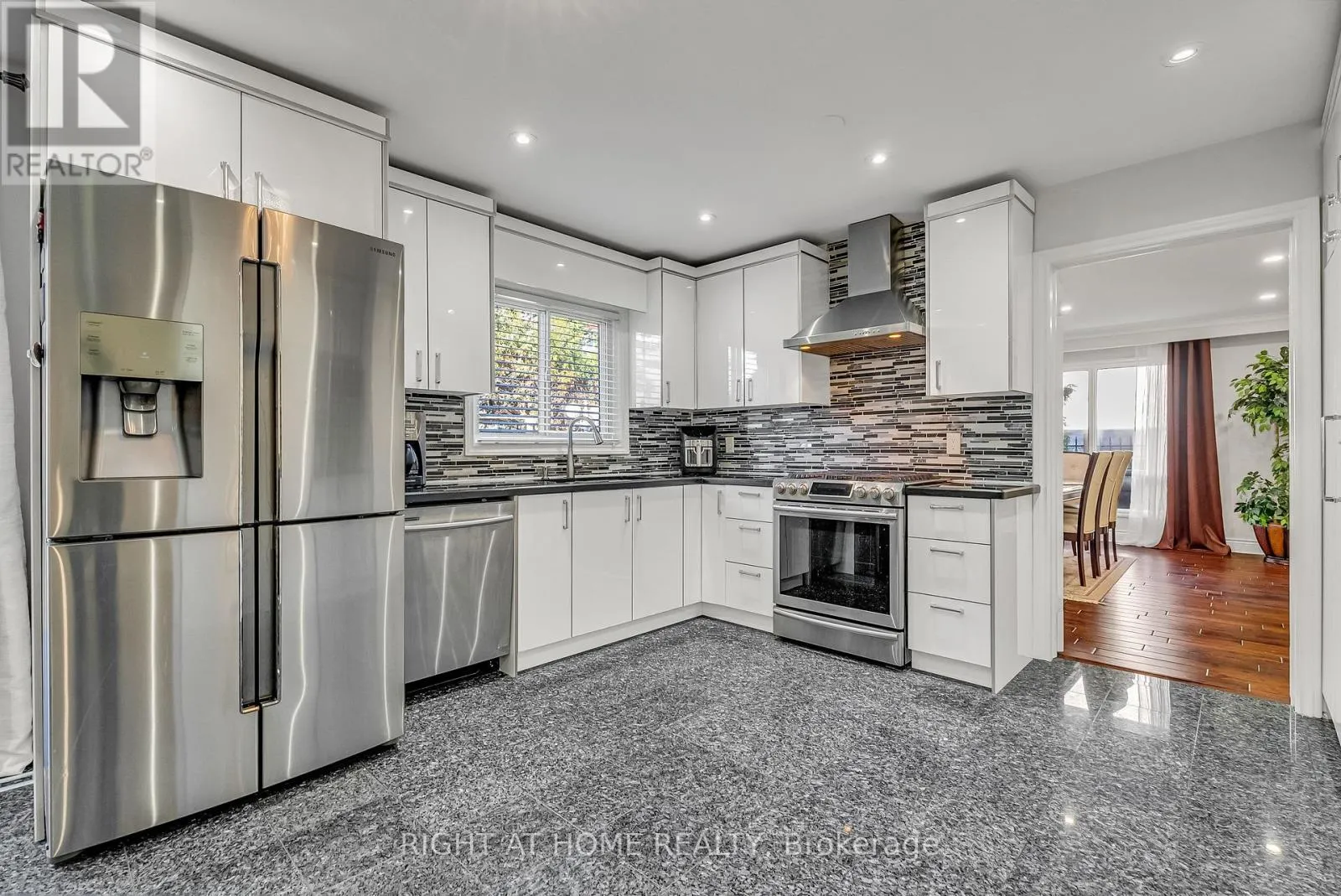 373 FIRGLEN RIDGE