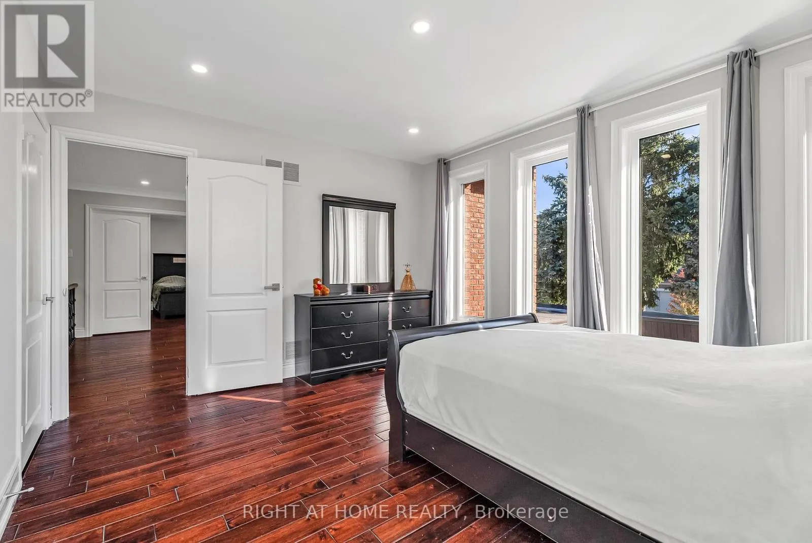 373 FIRGLEN RIDGE