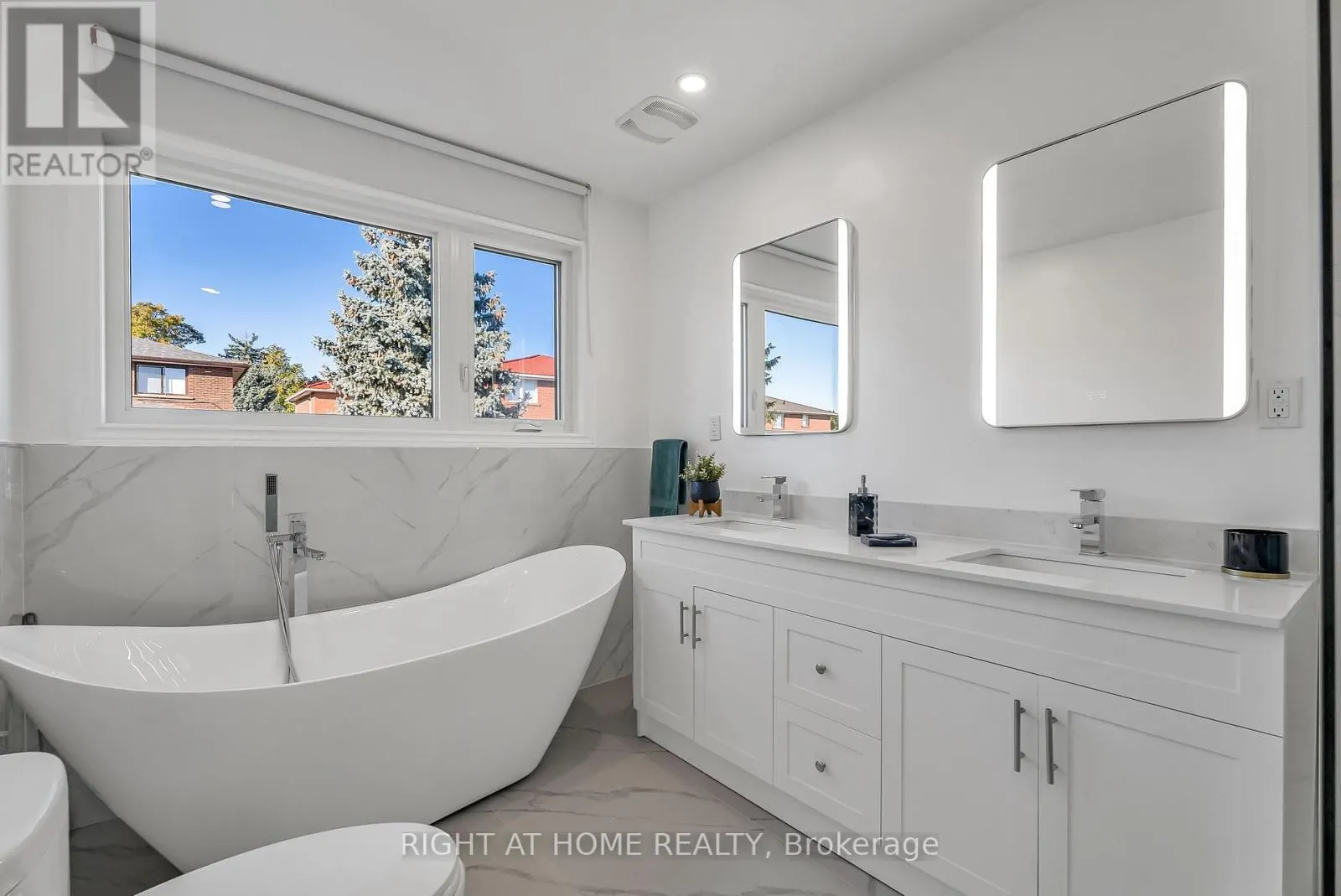 373 FIRGLEN RIDGE