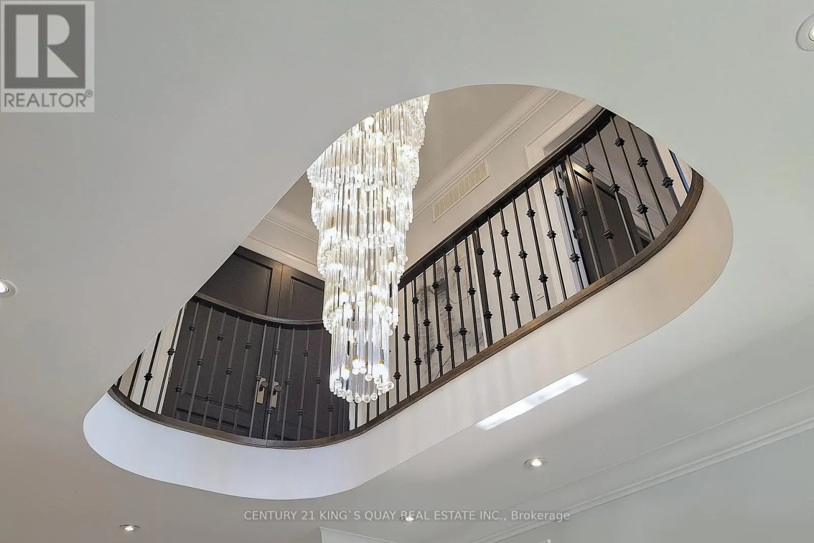 19 BLYTH STREET