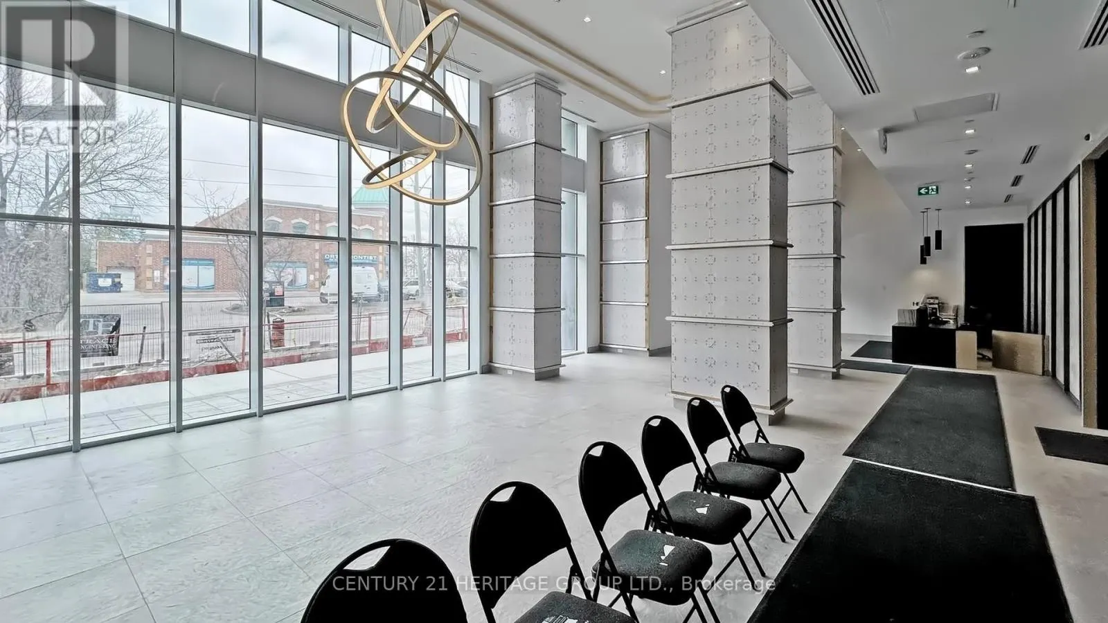 414 - 8888 YONGE STREET N