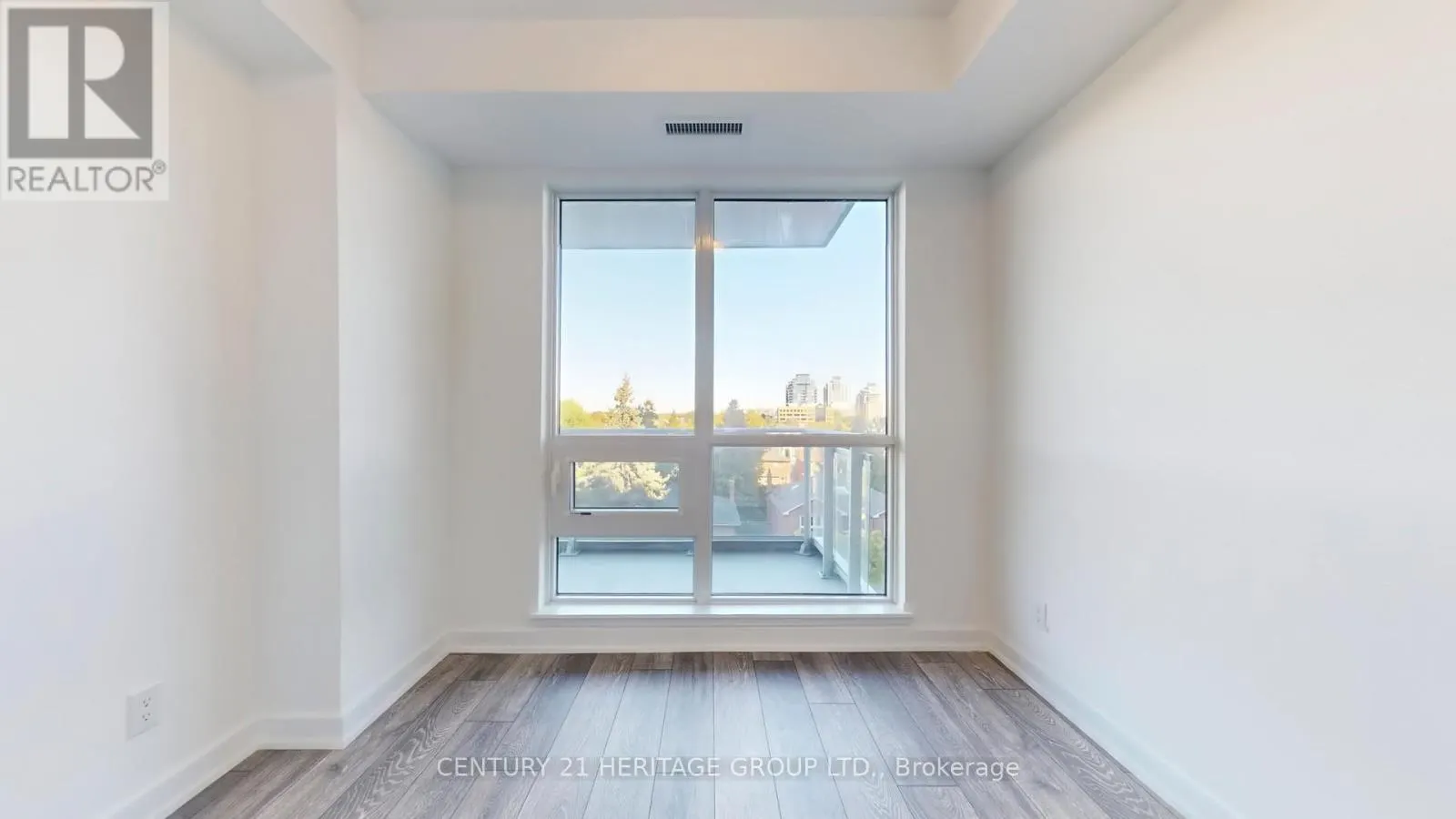 414 - 8888 YONGE STREET N