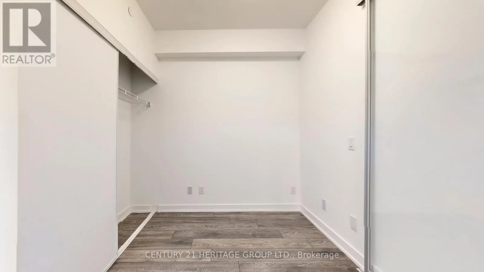 414 - 8888 YONGE STREET N