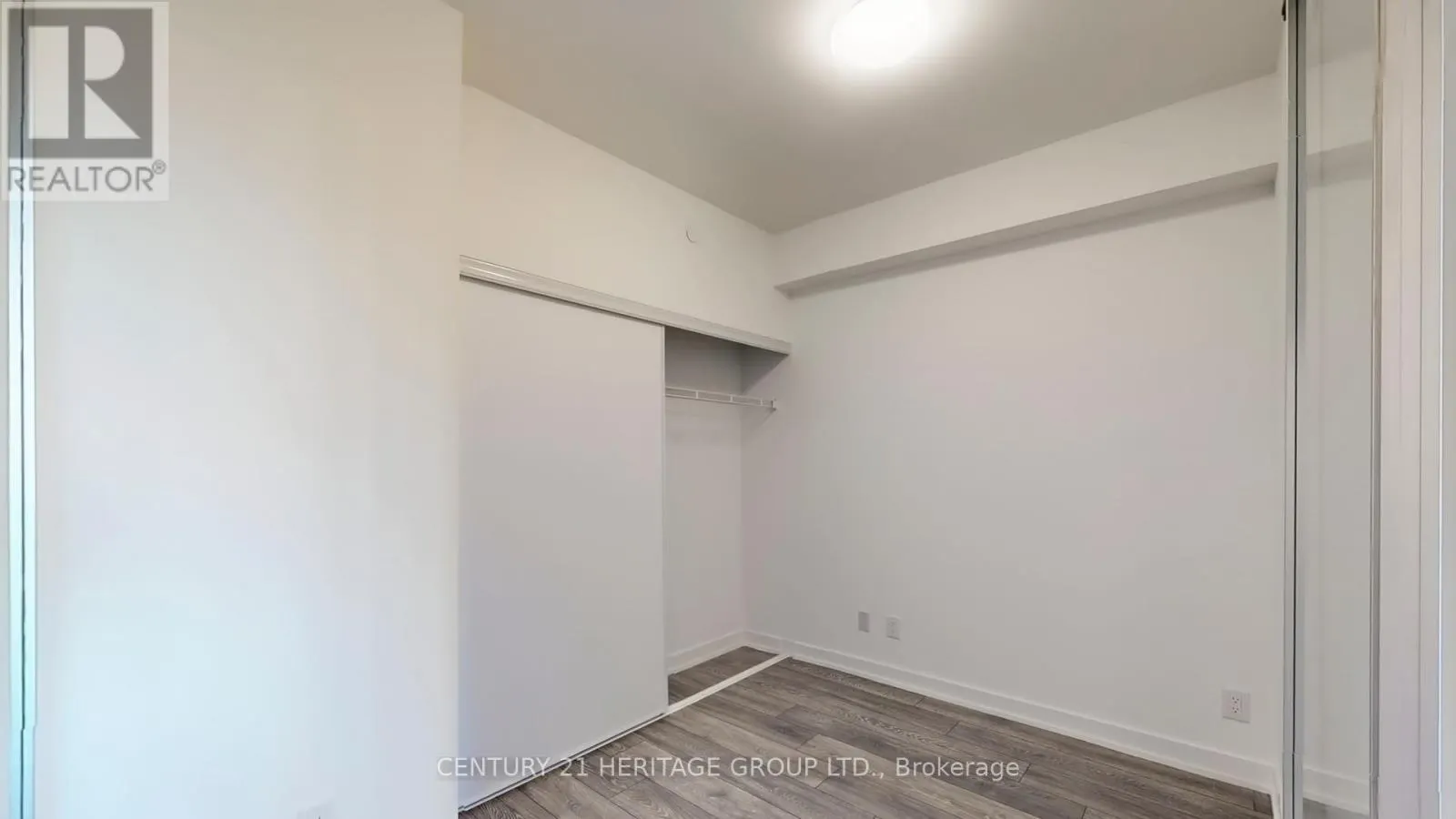 414 - 8888 YONGE STREET N