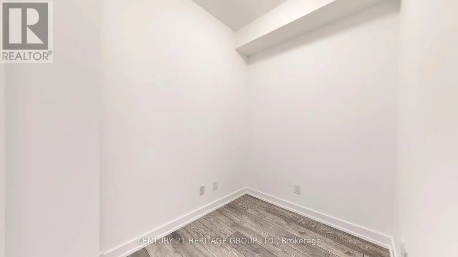 414 - 8888 YONGE STREET N