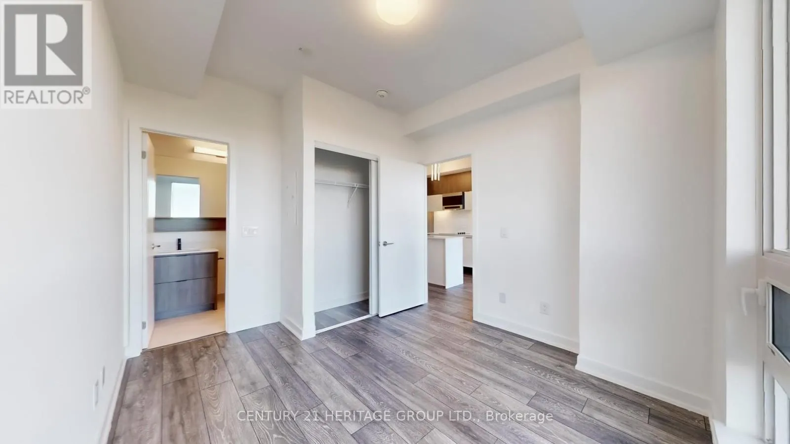 414 - 8888 YONGE STREET N