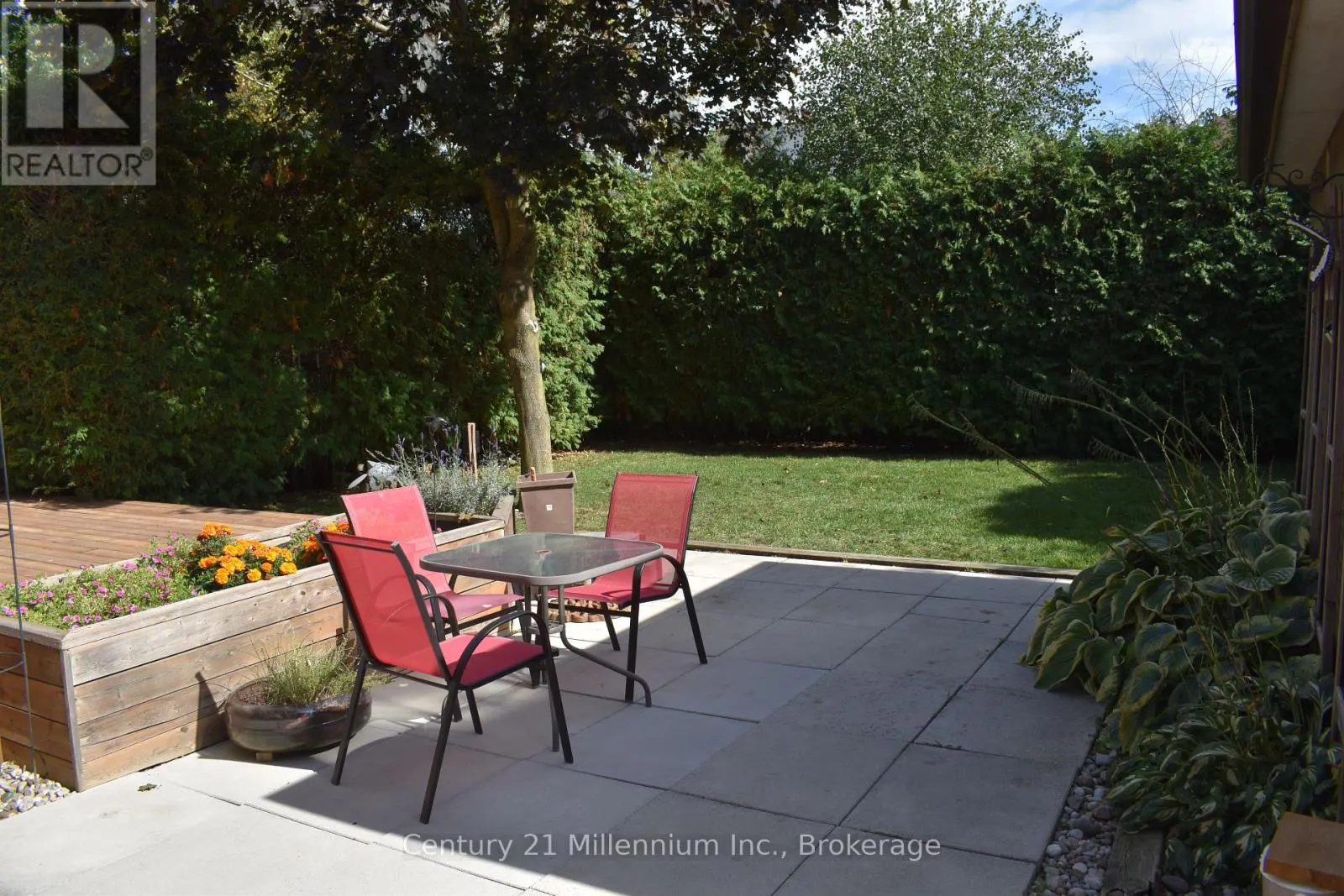 43 STODDART DRIVE