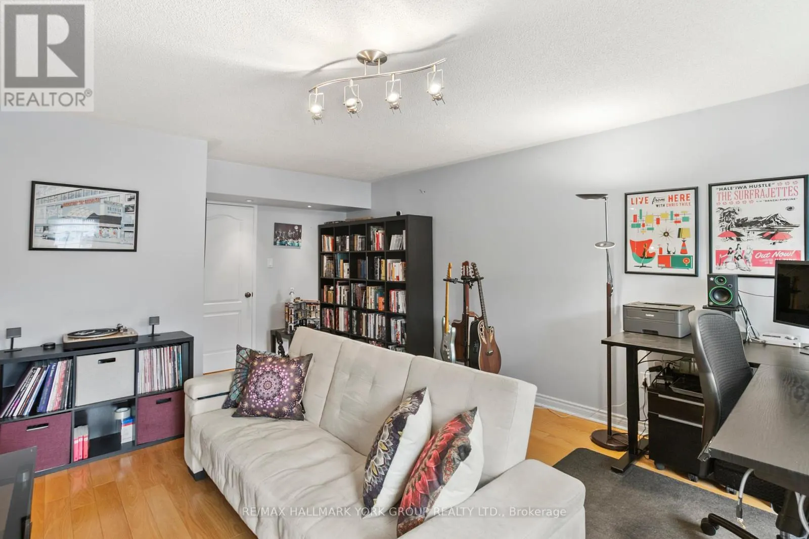 UNIT 10 - 38 HUNT AVENUE