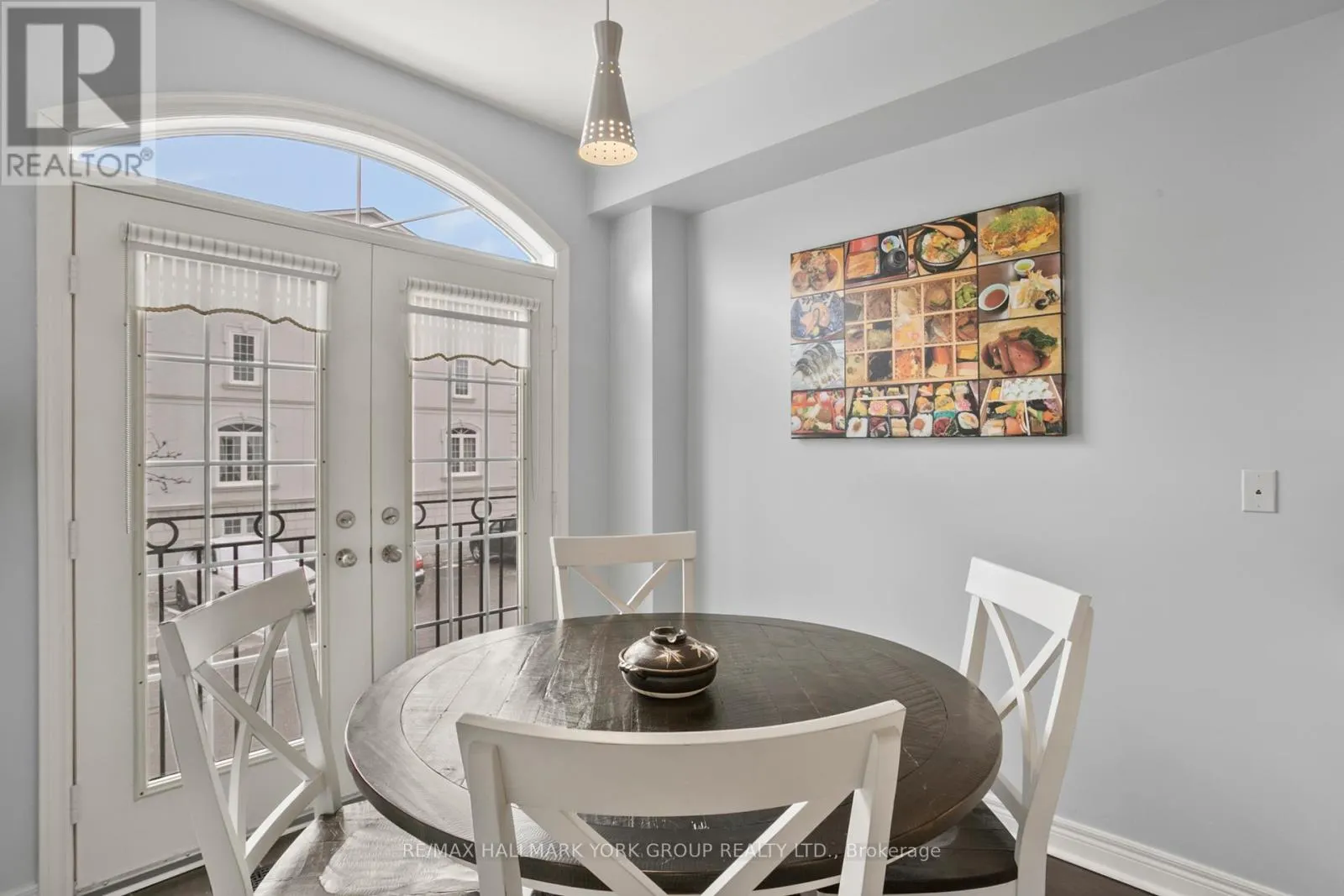 UNIT 10 - 38 HUNT AVENUE