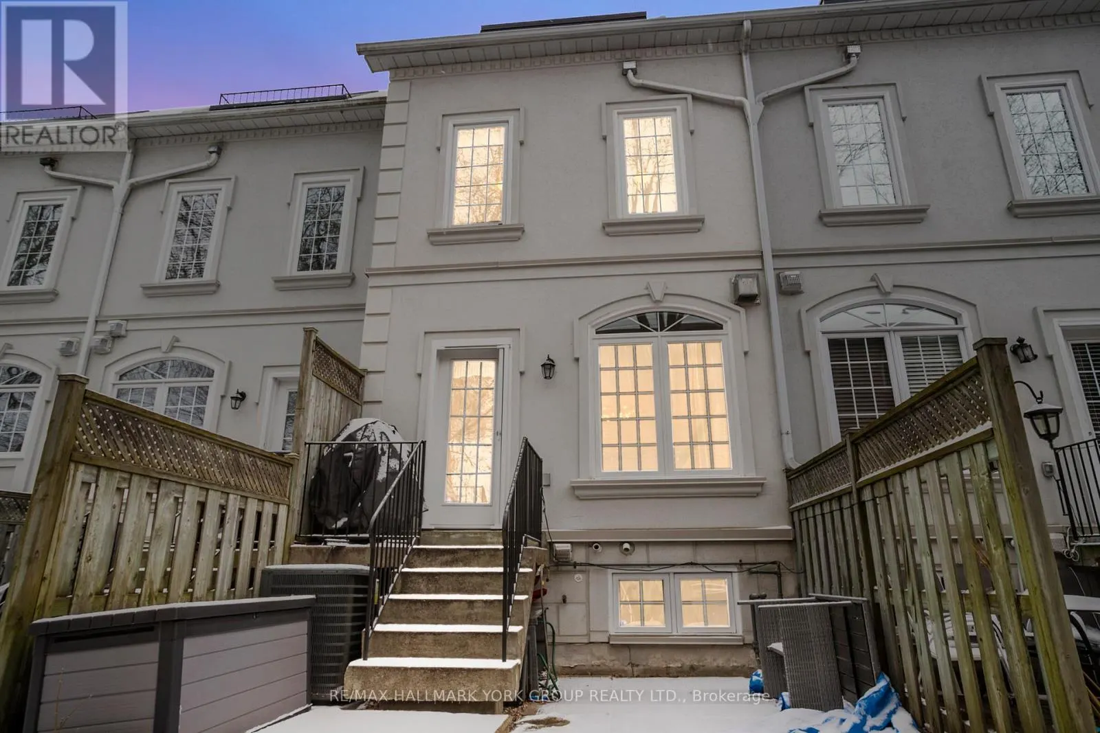 UNIT 10 - 38 HUNT AVENUE