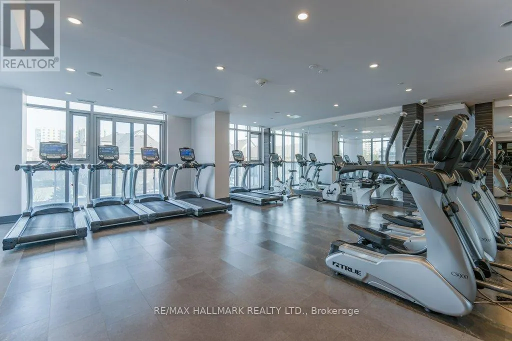 1220 - 9471 YONGE STREET
