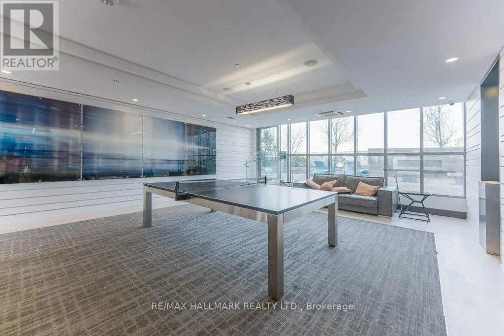 1220 - 9471 YONGE STREET