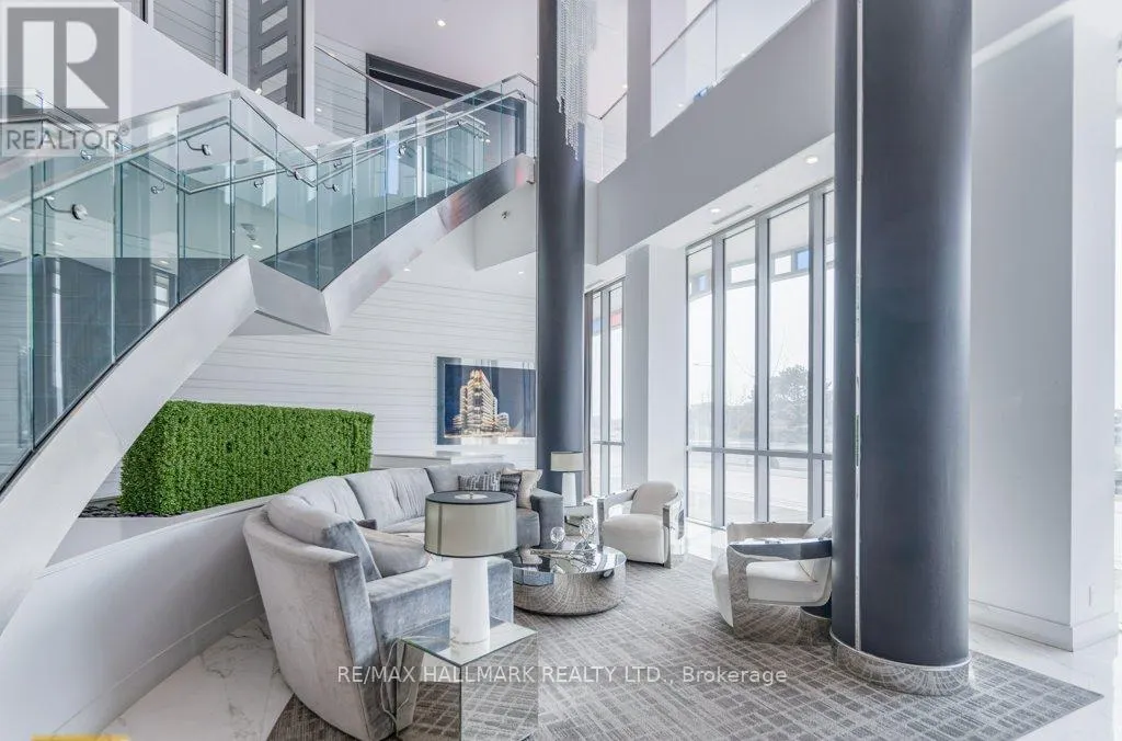 1220 - 9471 YONGE STREET