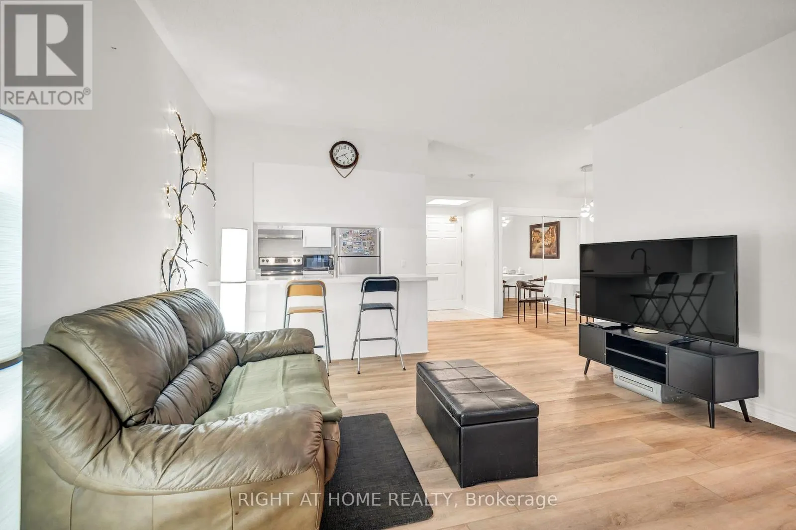 107A - 7398 YONGE STREET