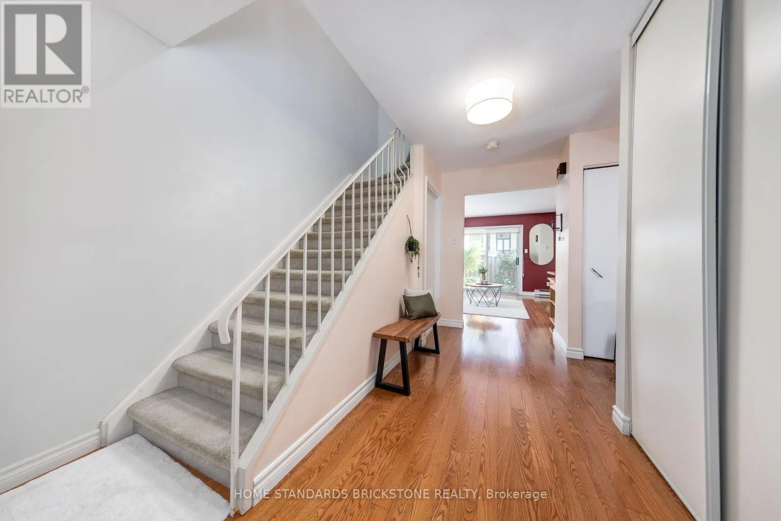 11 REITH WAY